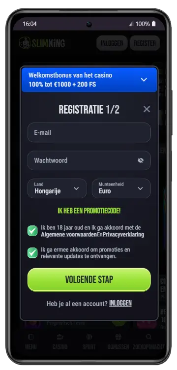 SlimKing Casino – Registratie SlimKing registratieformulier stap 1 van 2 met invoervelden voor e-mail, wachtwoord, land ingesteld op Hongarije en munteenheid Euro, inclusief akkoordverklaringen en een groene knop Volgende Stap